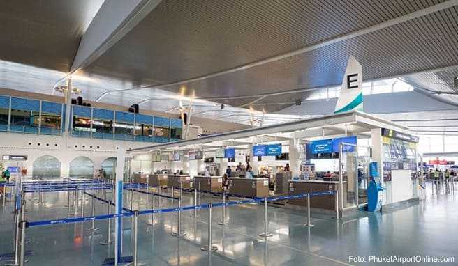 COVID-19  Flughafen auf der Insel Phuket bleibt geschlossen