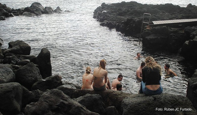 Termas da Ferraria, heiße Quellen am Meeresboden bescheren dem Wasser wohlige 28 Grad