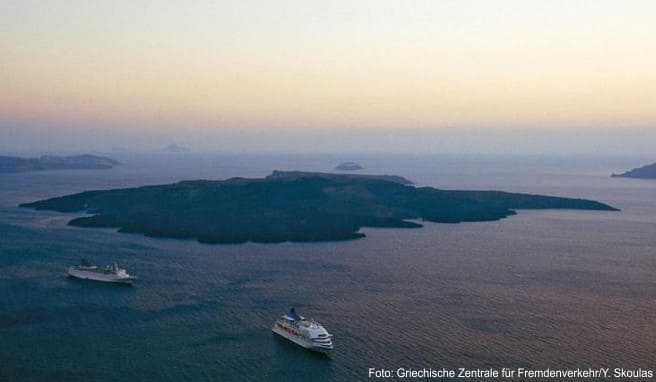 Reif für die Insel: Gourmets finden auf der Kykladen-Insel Santorin reich gedeckte Tische vor