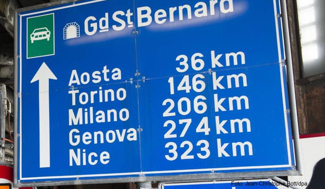 Italien Großer-St.-Bernhard-Tunnel bis Mitte Januar gesperrt