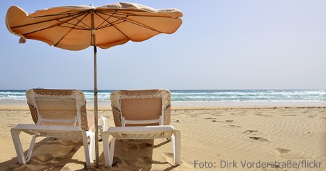 Italien  Küstenwache geht gegen Strandliegenbesetzer vor