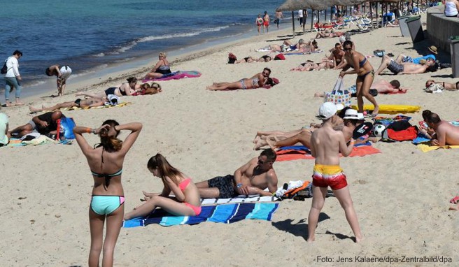 Besucherrekord Spanien verzeichnet 2017 neuen Touristenrekord
