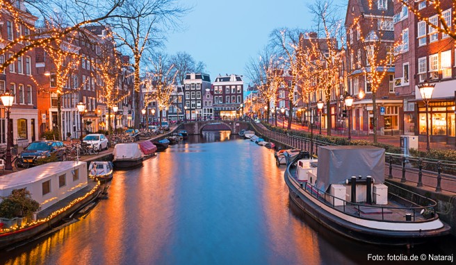 Nicht nur zur Weihnachtszeit ist Amsterdam eine Reise wert