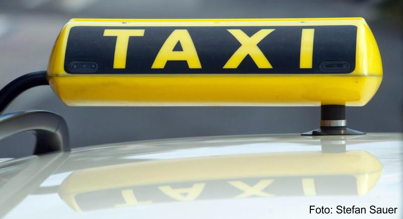 Reiserecht Taxifahrt in Ersatzhotel - Veranstalter muss bezahlen