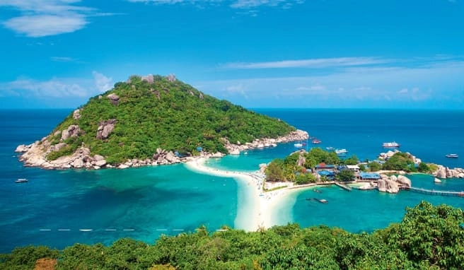 Gern fotografiert: Von Koh Tao führt ein schneeweißer Traumstrand nach Koh Nang Yuan