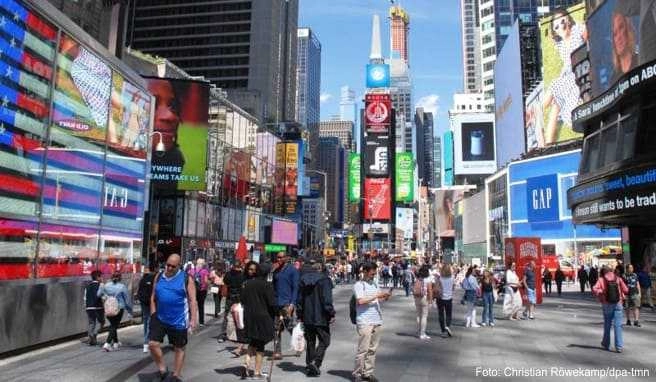 Wie wäre es mit einem kurzen Stopp in New York? Das geht allerdings nicht ohne eine Esta-Genehmigung der US-Behörden Wie wäre es mit einem kurzen Stopp in New York? Das geht allerdings nicht ohne eine Esta-Genehmigung der US-Behörden