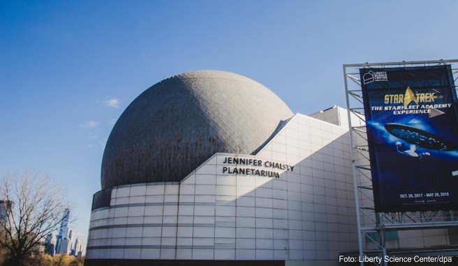 New York   Größtes Planetarium der westlichen Welt öffnet