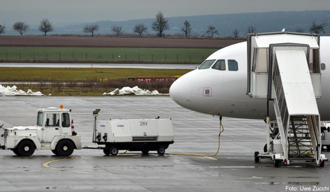 Reiserecht Airline zahlt bei Verspätung durch Reifenschaden
